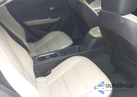 2012 Chevrolet Volt z USA, uszkodzony, nr VIN 1G1RB6E49CU108848